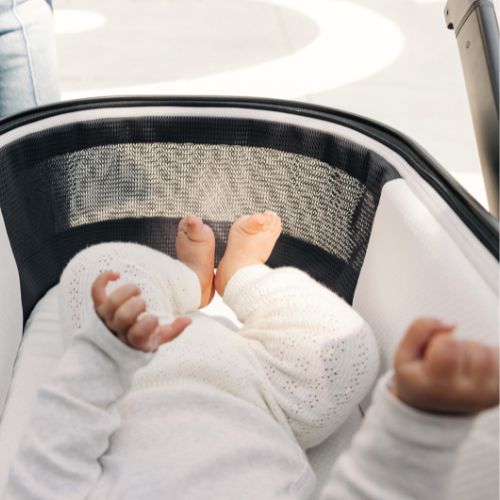 plano de detalle en el que se aprecia la gran calidad del capazo uppababy vista v3